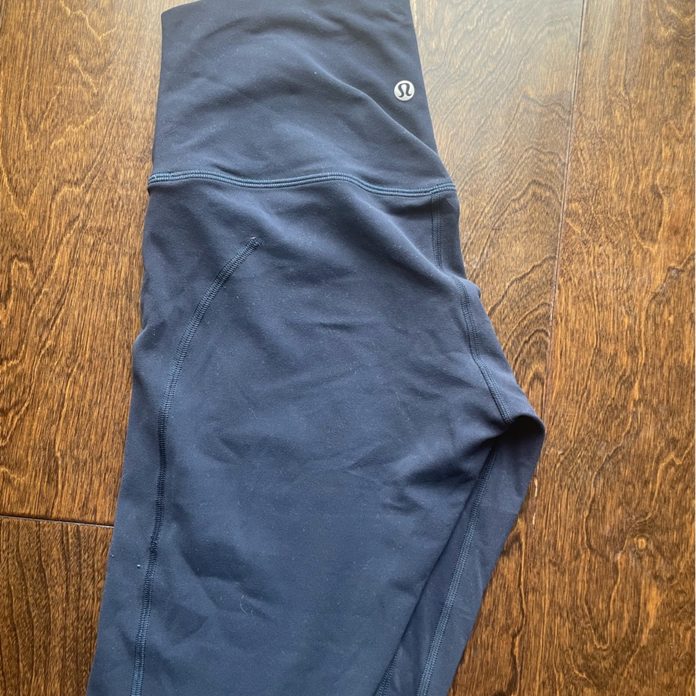 Lululemon, Cropped aligns - Picture 9 of 11